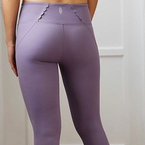 FP Movement by Free People High-Rise 7/8 Genesis Leggings Black Size XSMALL - Picture 3 of 6